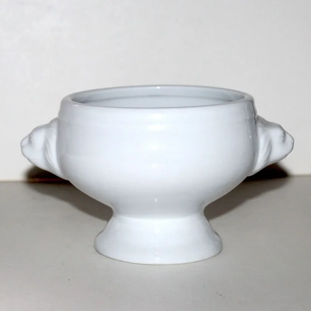 Sur La Table Lion Head Bowl 14 oz white ceramic French oven microwave safe